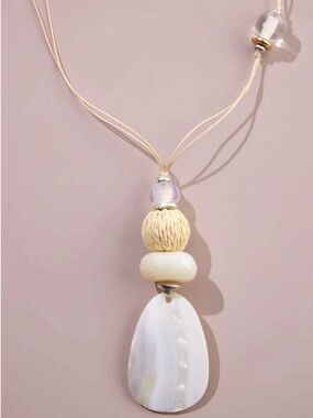 J. Jill Mother of Pearl Pendant Necklace